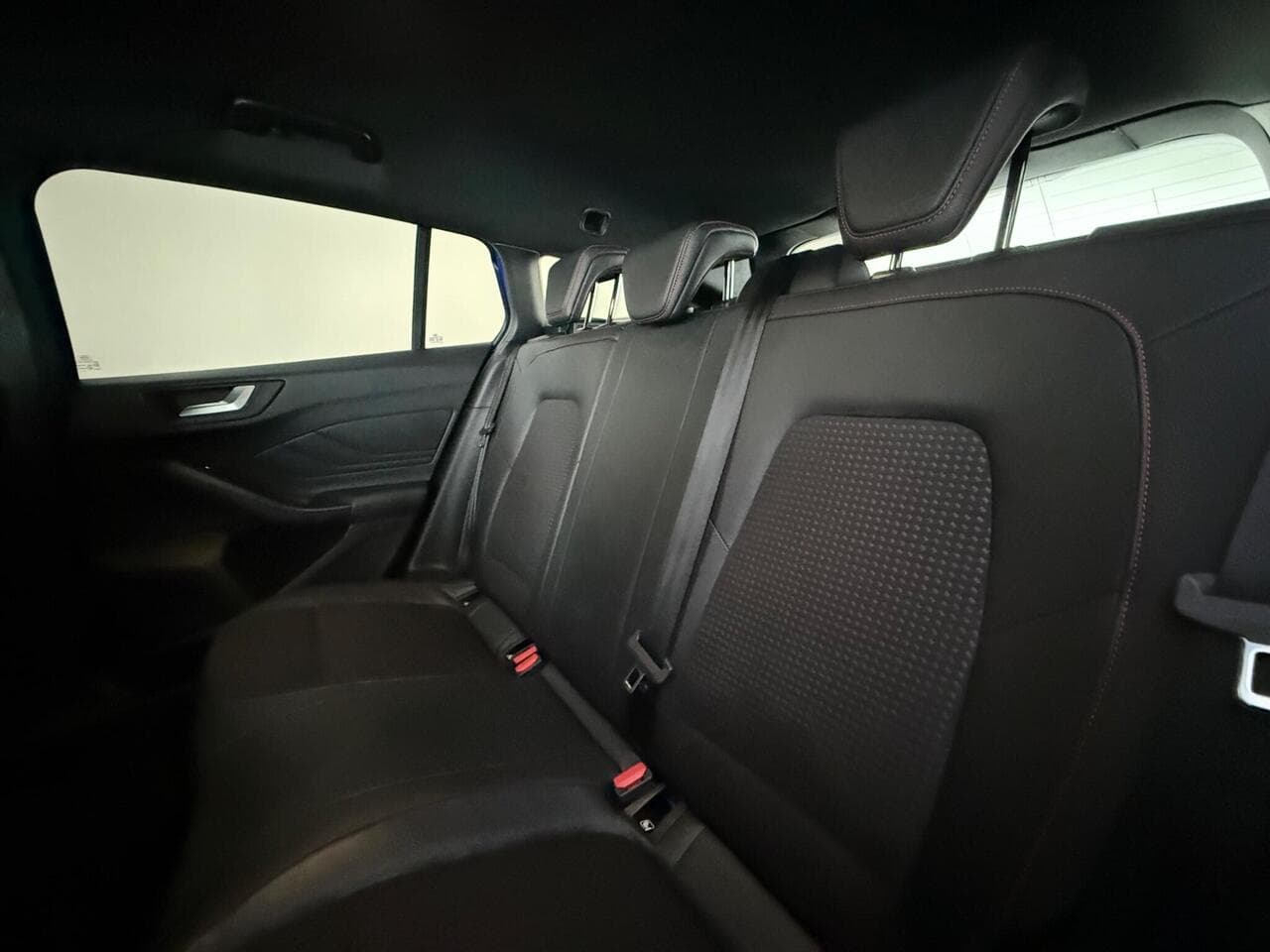 Ford Focus thumbnail Seats Rear