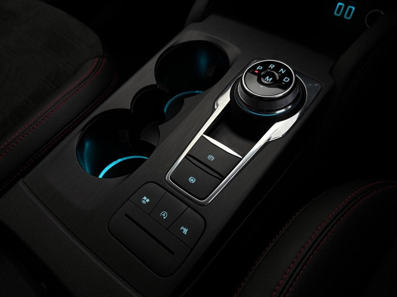 Ford Kuga thumbnail Misc Controls