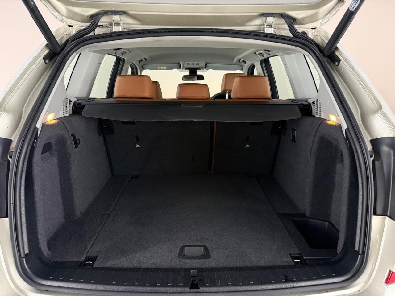 BMW X3 thumbnail Boot