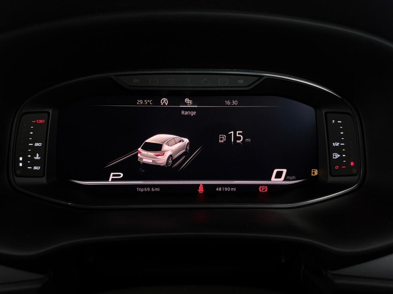SEAT Leon thumbnail Driver Instruments