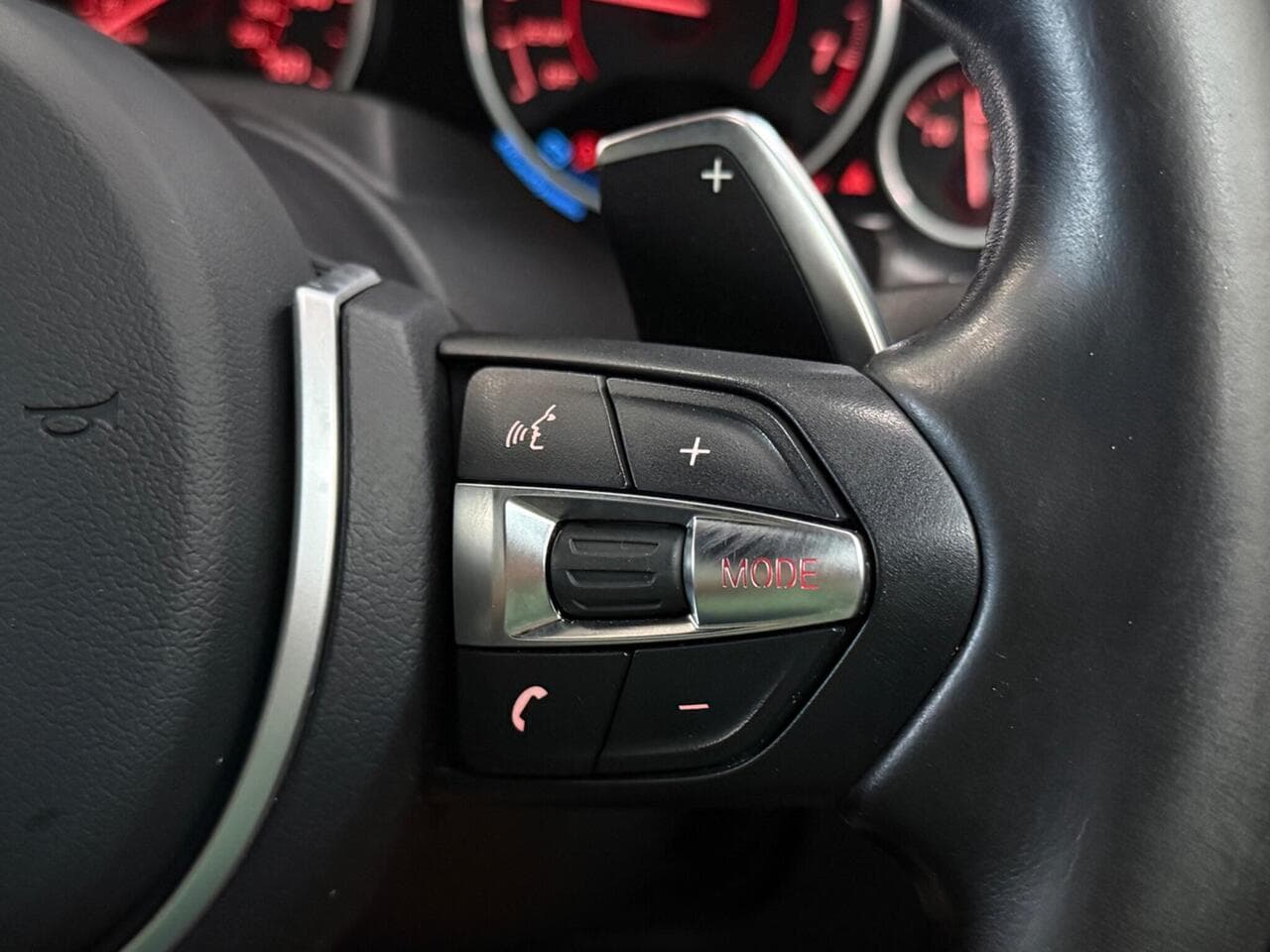 BMW 4 Series thumbnail Misc Controls