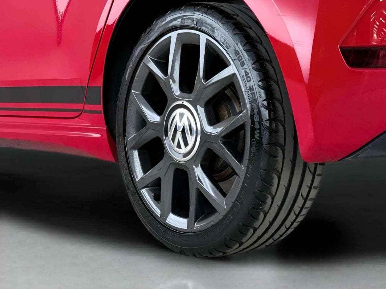 Volkswagen up! thumbnail Wheel