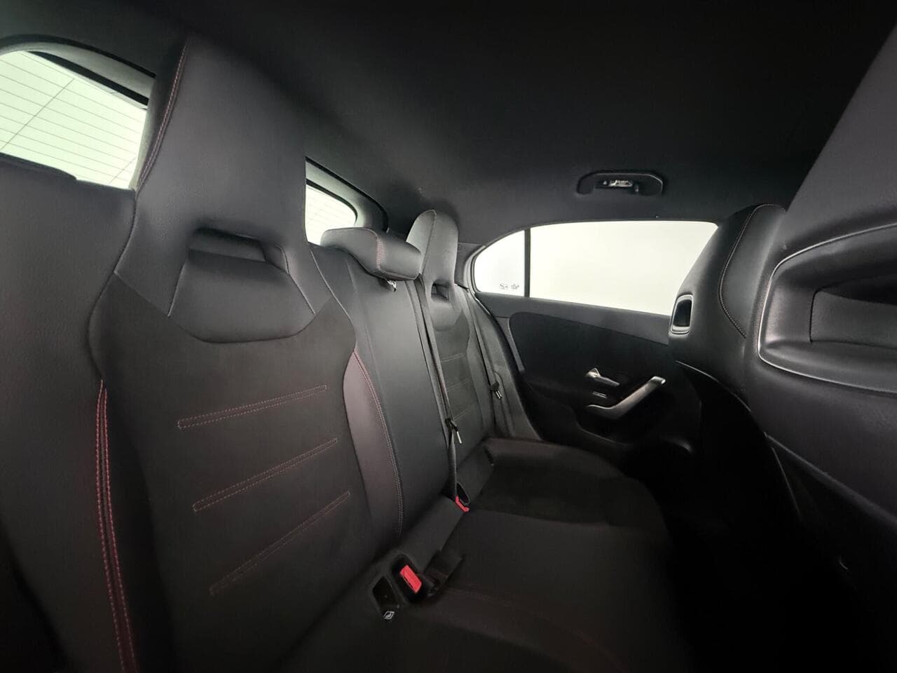 Mercedes-Benz A Class thumbnail Seats Rear