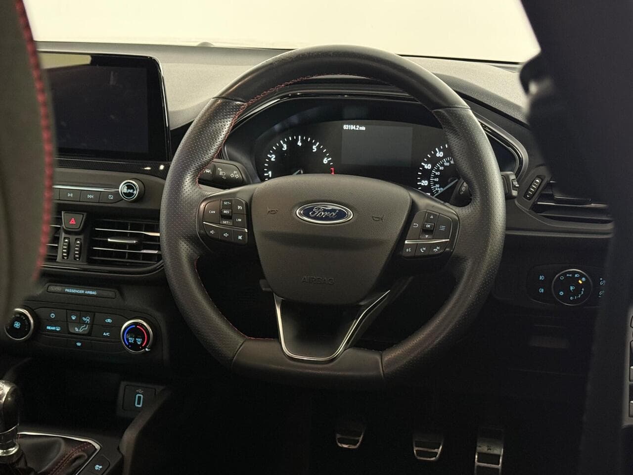 Ford Focus thumbnail Steering Wheel