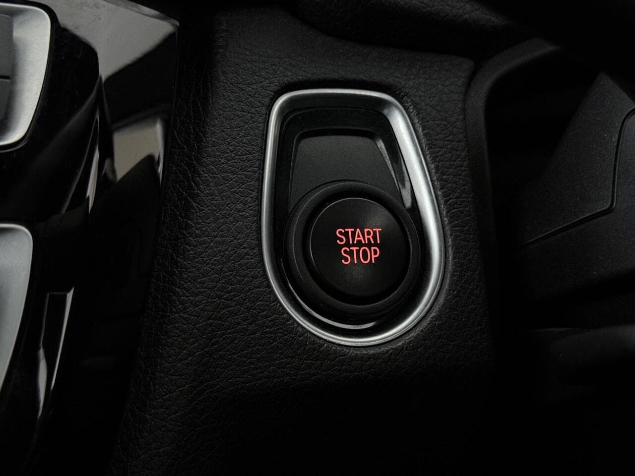 BMW 3 Series thumbnail Misc Controls