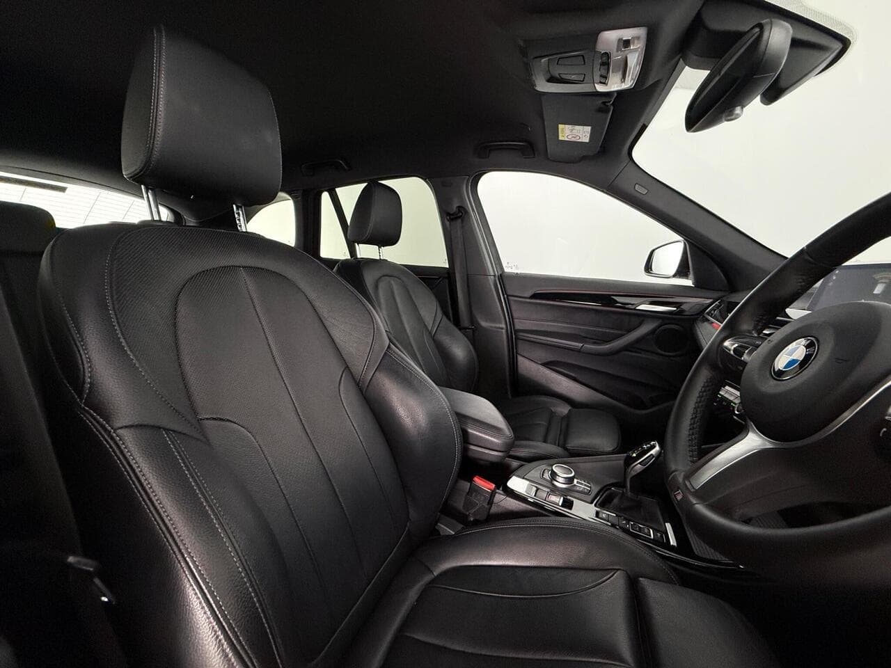 BMW X1 thumbnail Seat Driver