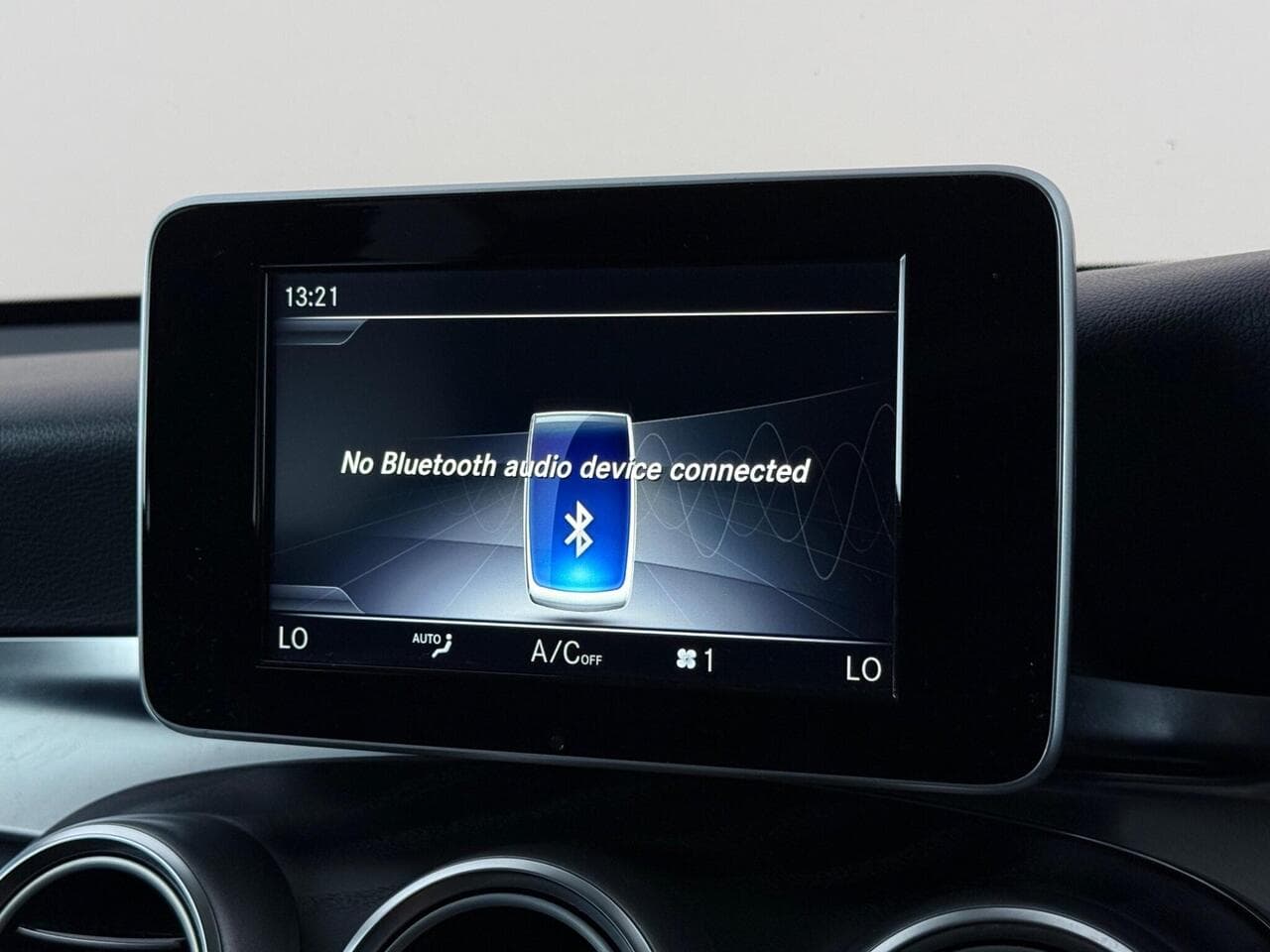 Mercedes-Benz GLC thumbnail Infotainment System
