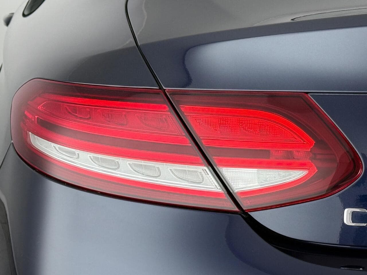 Mercedes-Benz C Class thumbnail Lights Rear