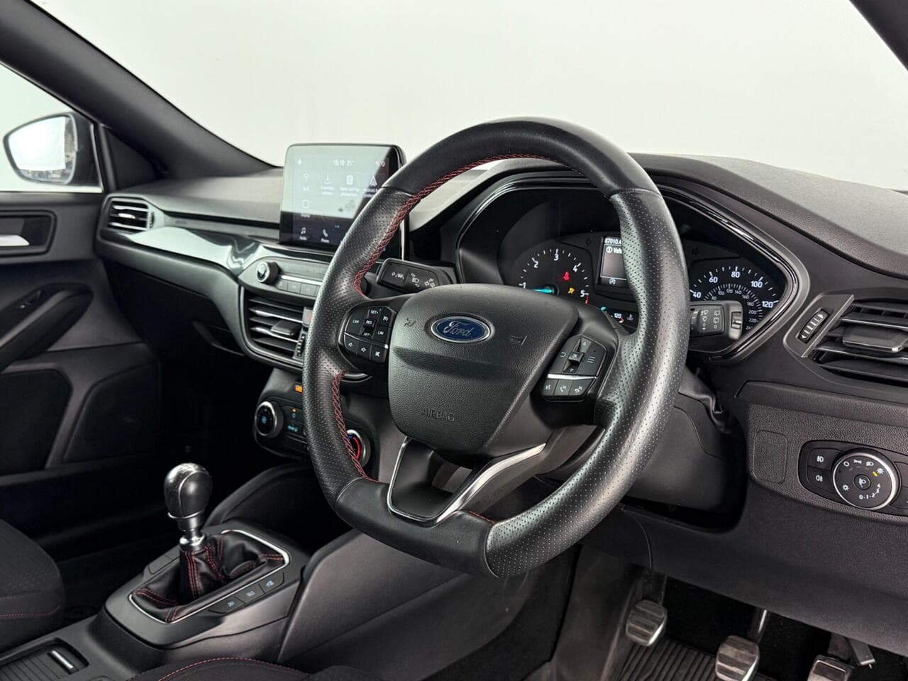 Ford Focus thumbnail Interior Front
