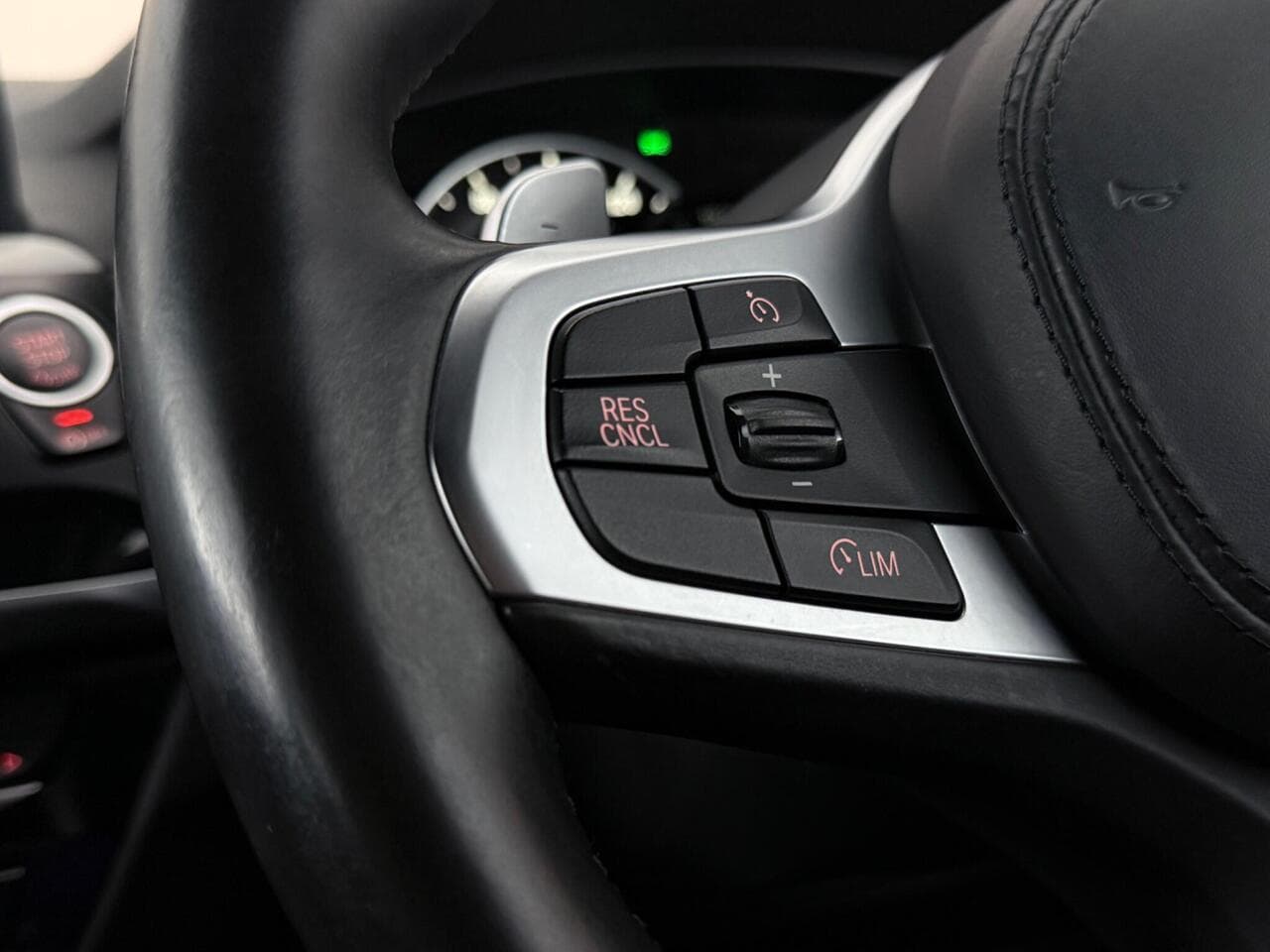 BMW X3 thumbnail Misc Controls