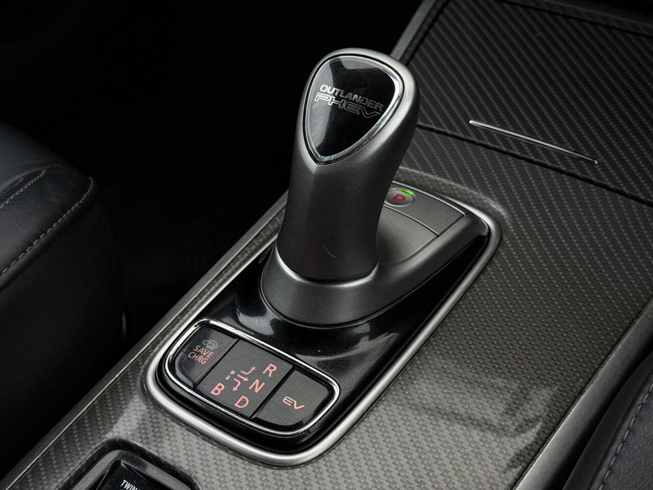 Mitsubishi Outlander thumbnail Interior Front