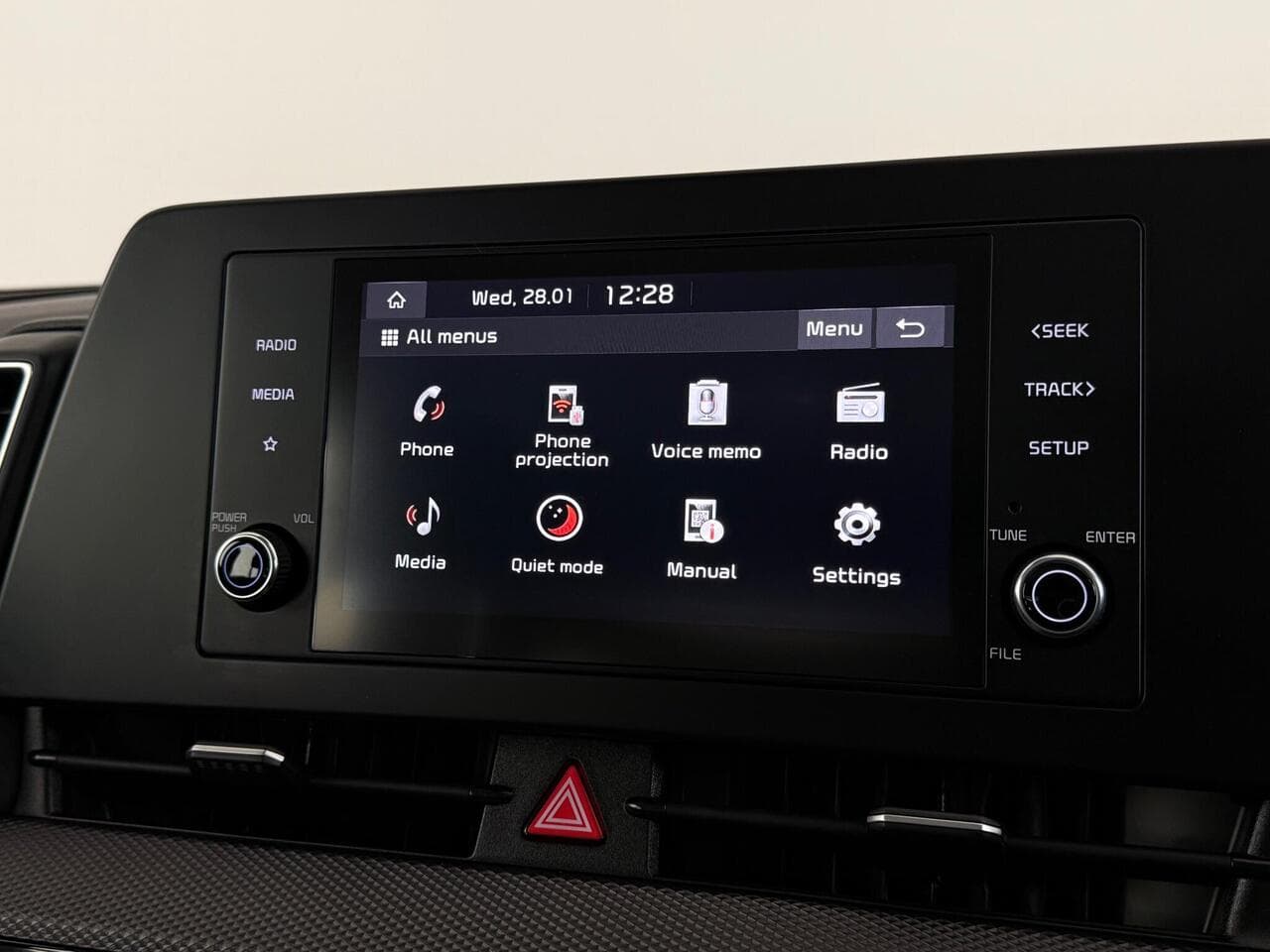 Kia Sportage thumbnail Infotainment System