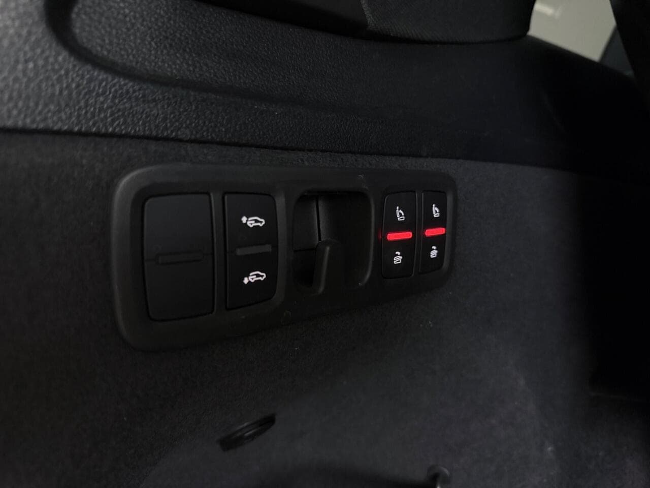 Audi Q7 thumbnail Misc Controls