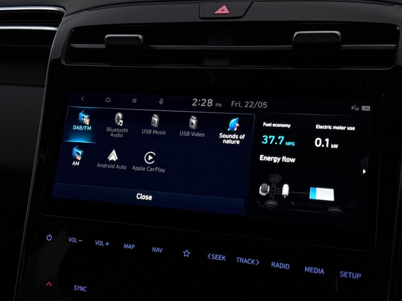 Hyundai TUCSON thumbnail Infotainment System
