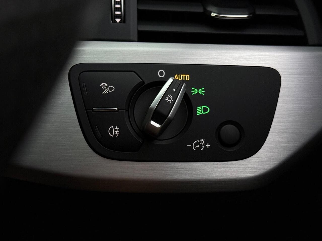 Audi A5 thumbnail Misc Controls