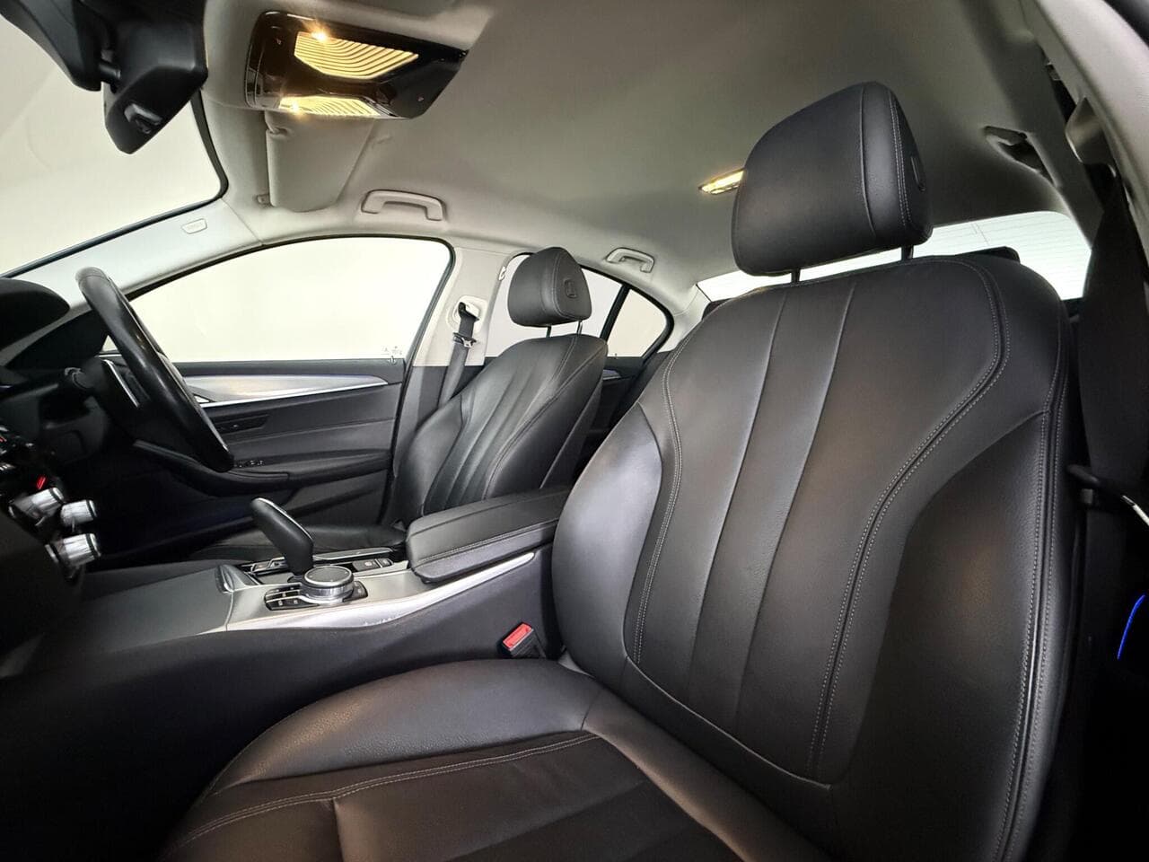 BMW 5 Series thumbnail Seat Front Passenger