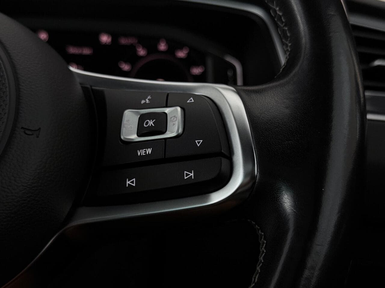 Volkswagen Tiguan thumbnail Misc Controls