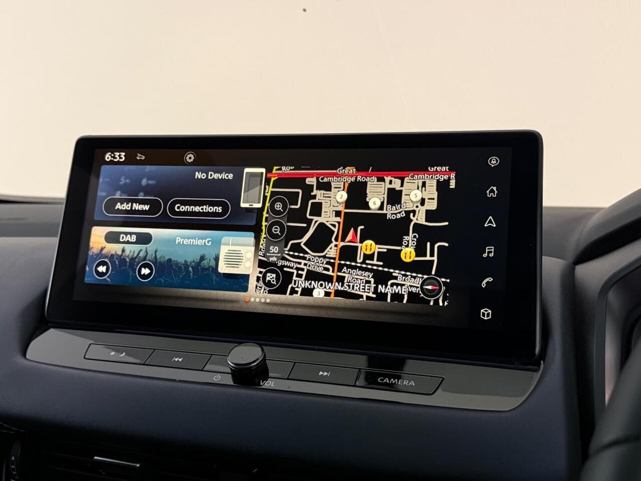 Nissan Qashqai thumbnail Infotainment System