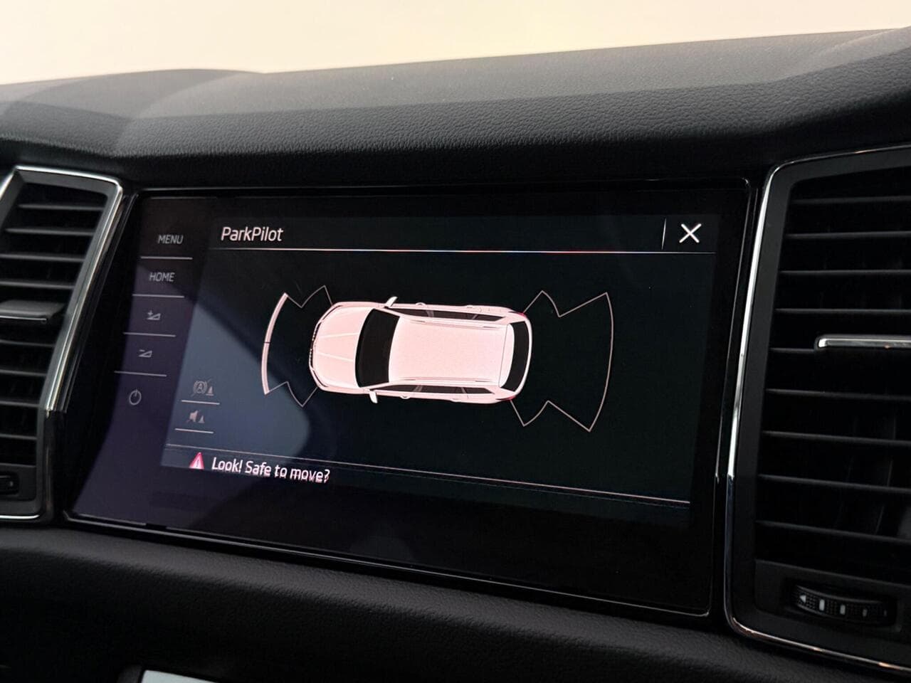 Skoda Kodiaq thumbnail Infotainment System