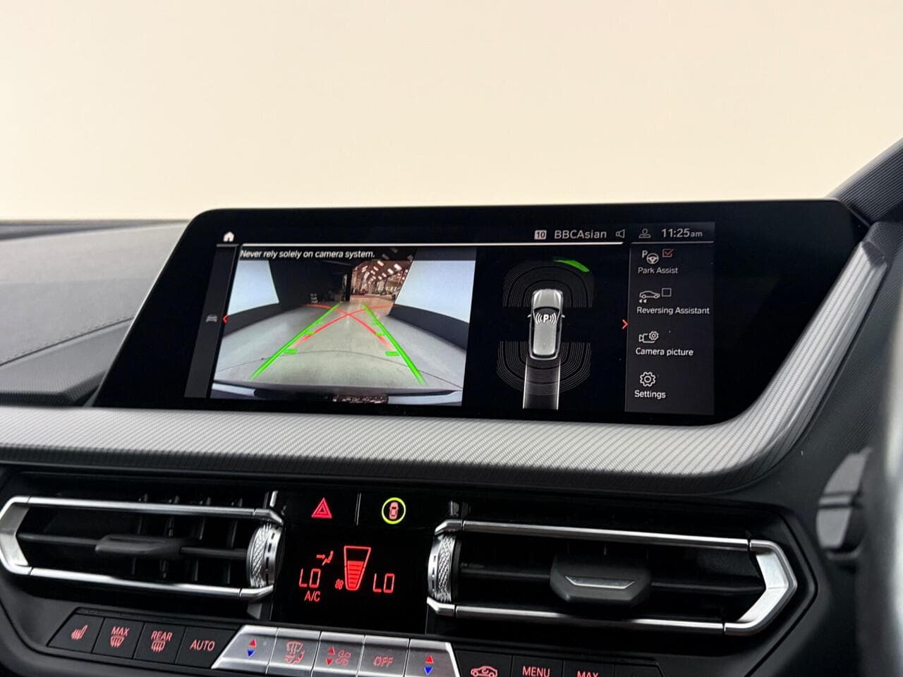 BMW 1 Series thumbnail Infotainment System