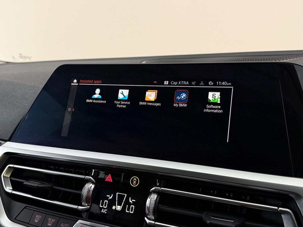 BMW 3 Series thumbnail Infotainment System