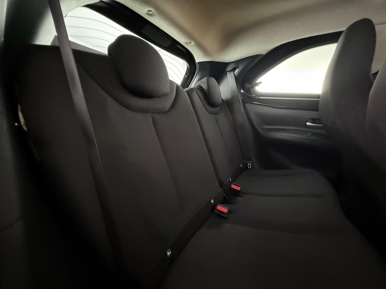 Toyota Aygo X thumbnail Seats Rear