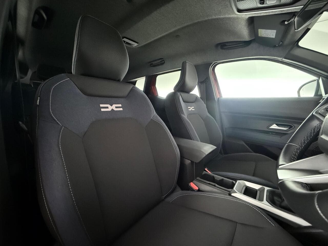 Dacia Duster thumbnail Seat Driver