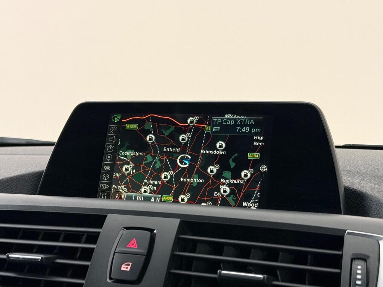 BMW 1 Series thumbnail Infotainment System