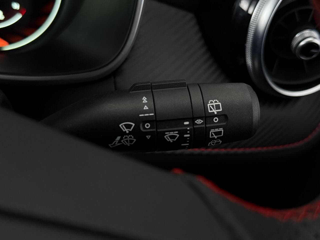 MG MG ZS thumbnail Misc Controls