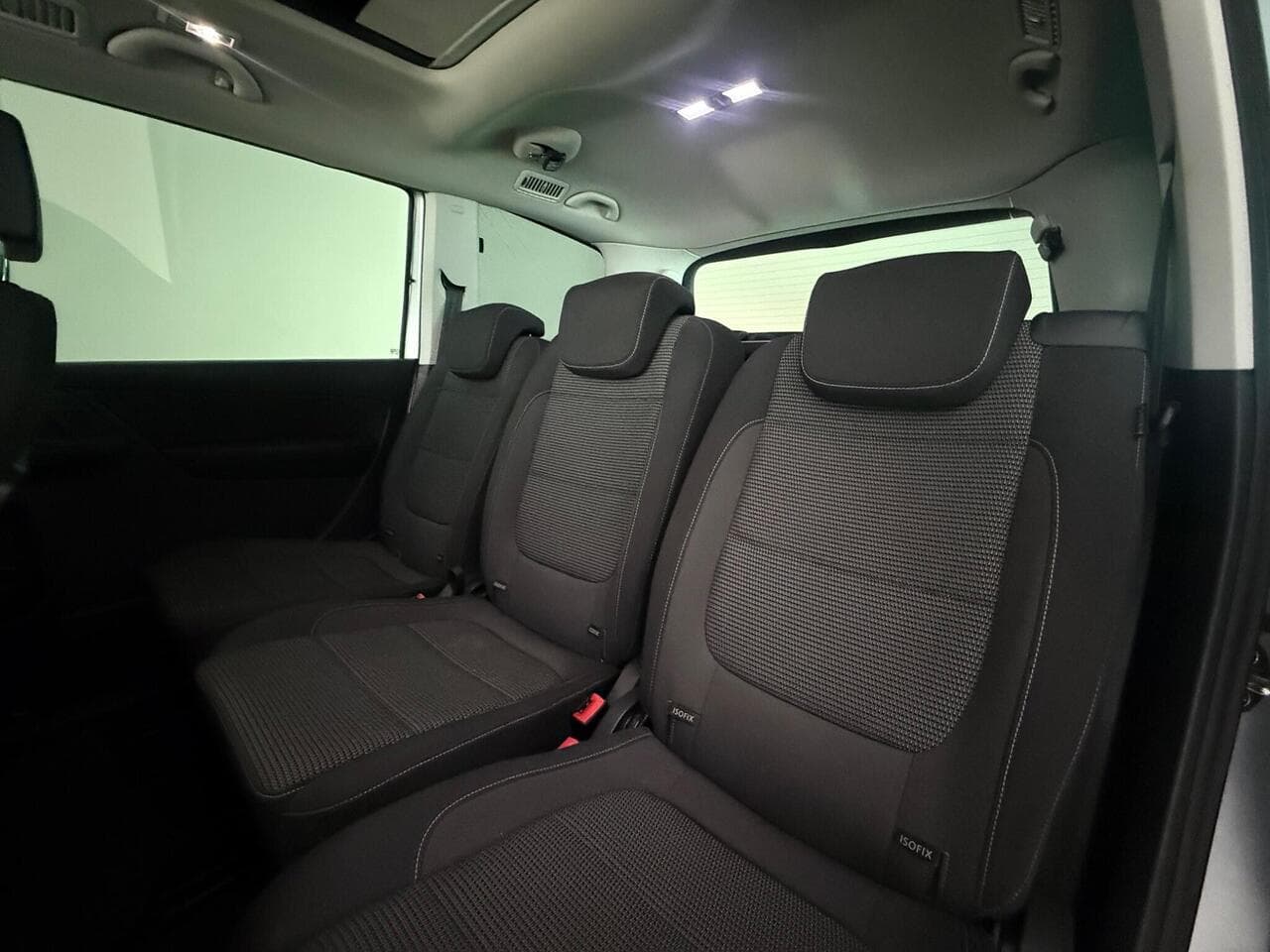Volkswagen Sharan thumbnail Seats Rear