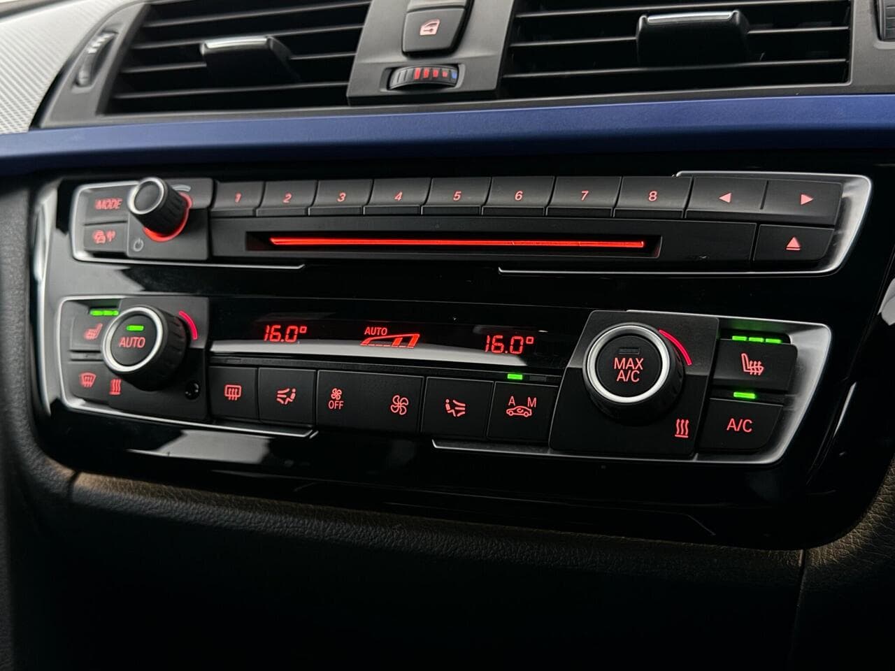 BMW 4 Series Gran Coupe thumbnail Infotainment System