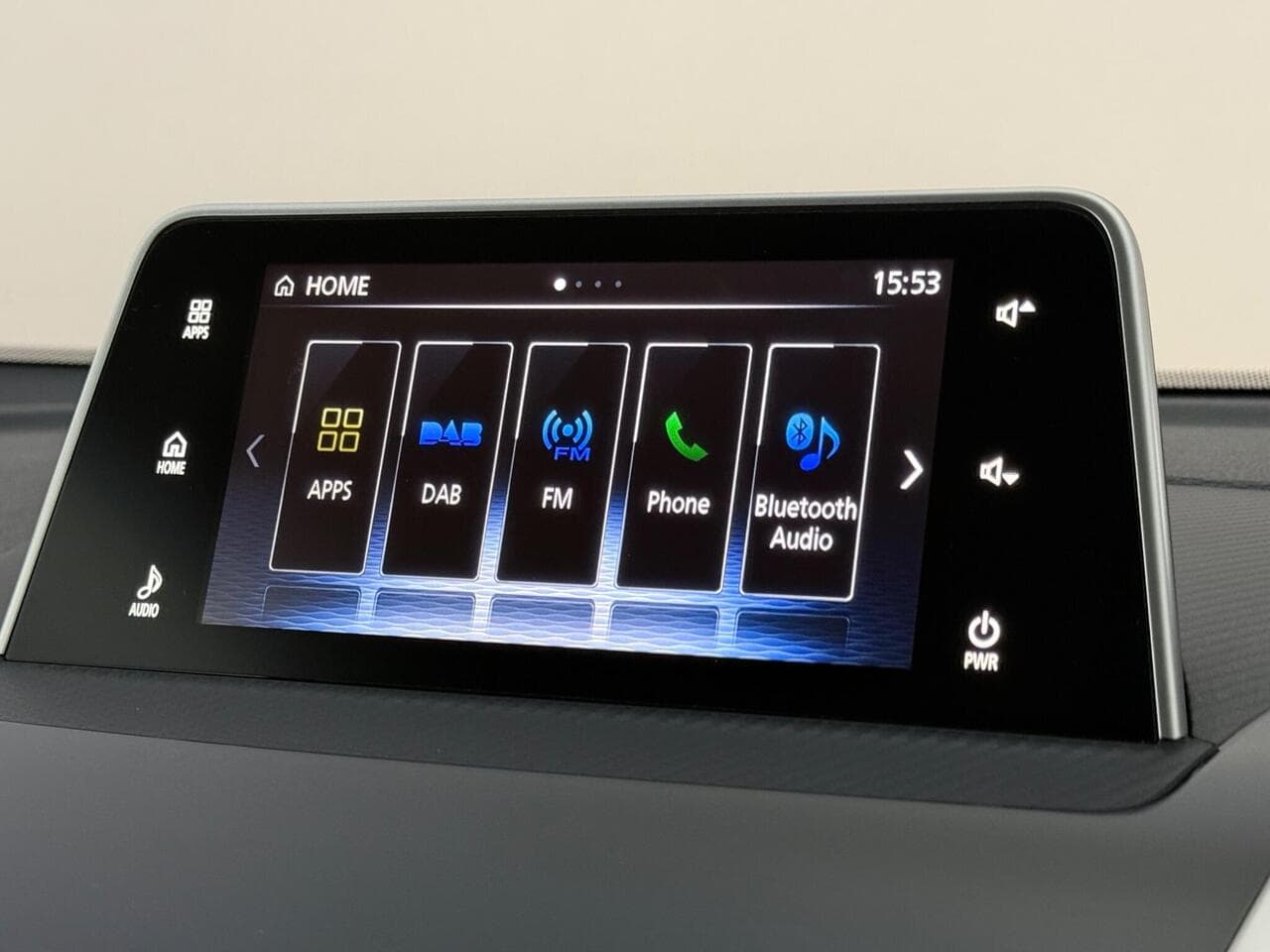 Mitsubishi Eclipse Cross thumbnail Infotainment System