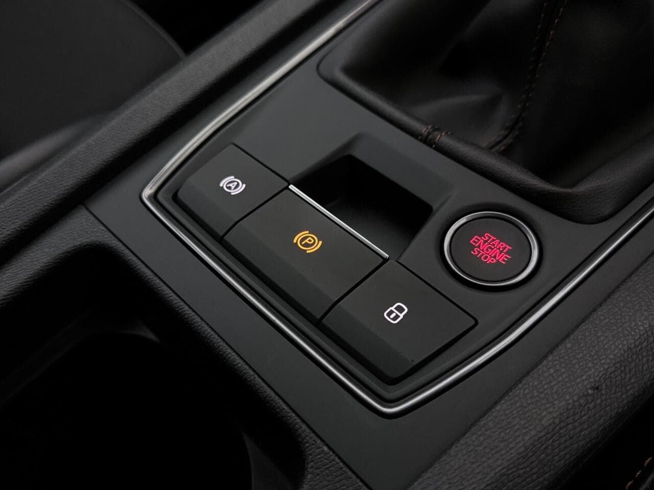 CUPRA Formentor thumbnail Misc Controls