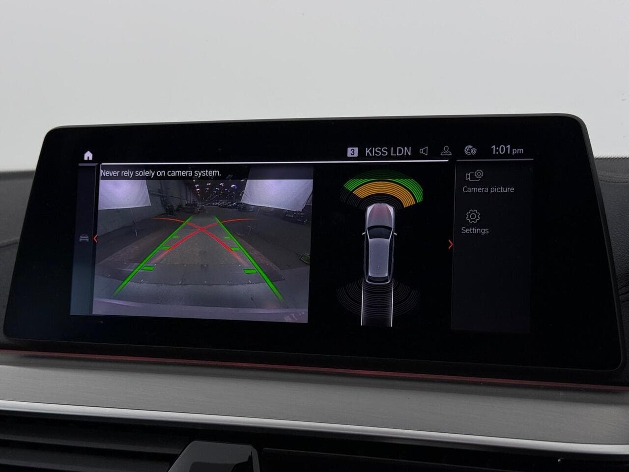 BMW 5 Series thumbnail Infotainment System
