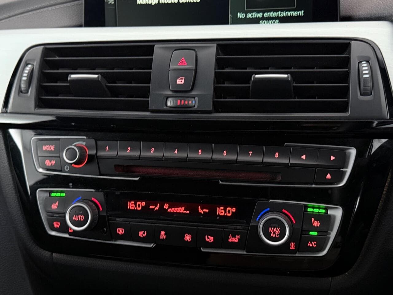 BMW 4 Series thumbnail Infotainment System