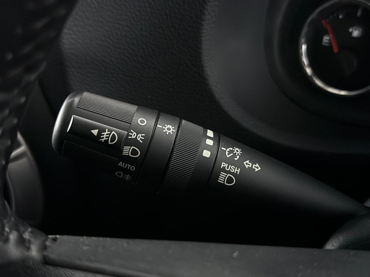 Jeep Wrangler thumbnail Misc Controls