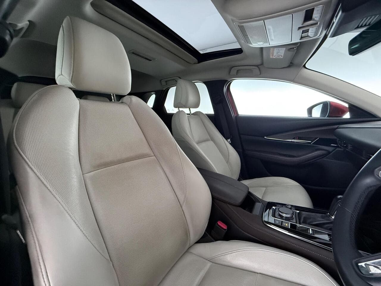 Mazda CX-30 thumbnail Seat Driver