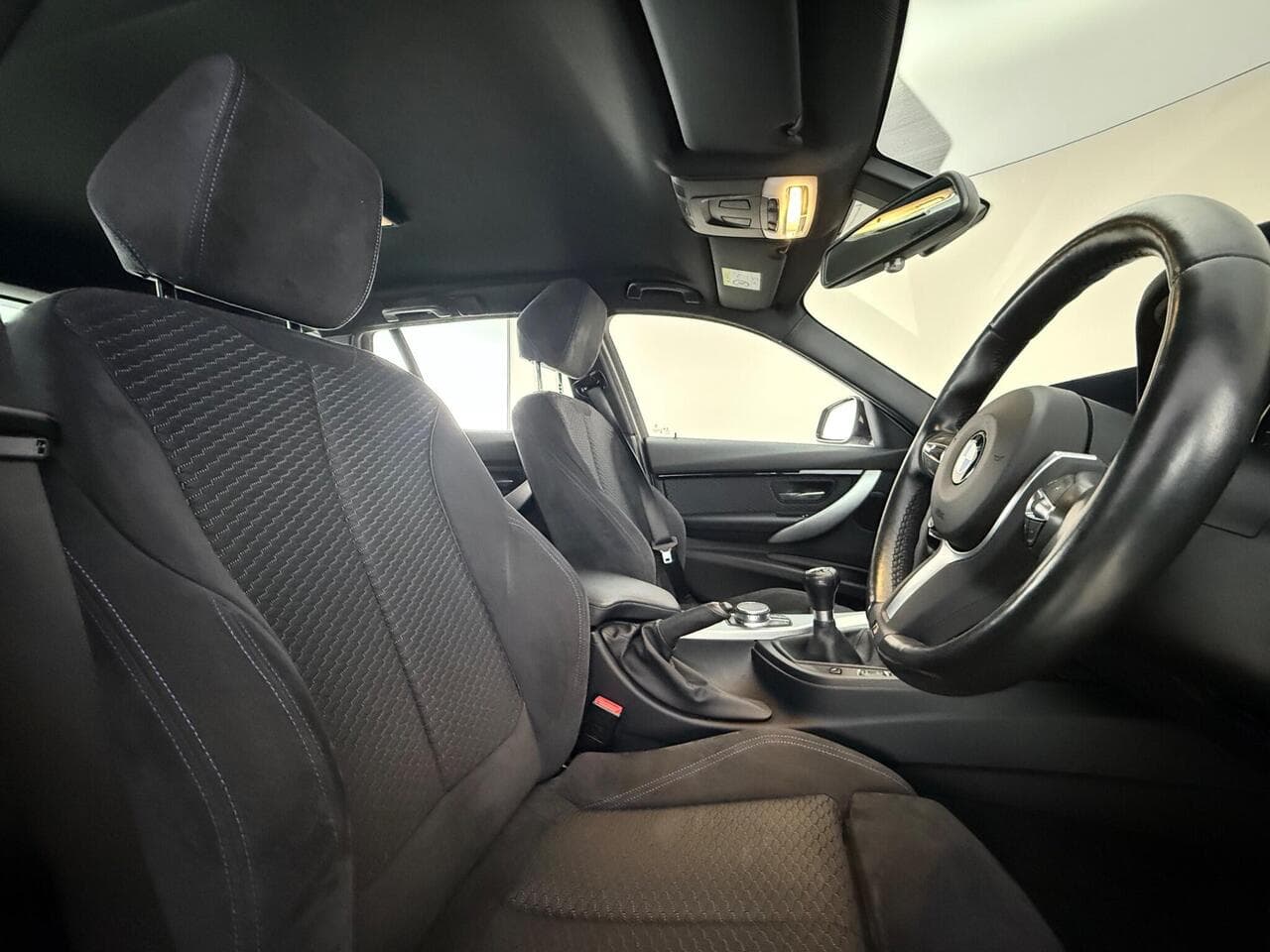 BMW 3 Series thumbnail Seat Driver