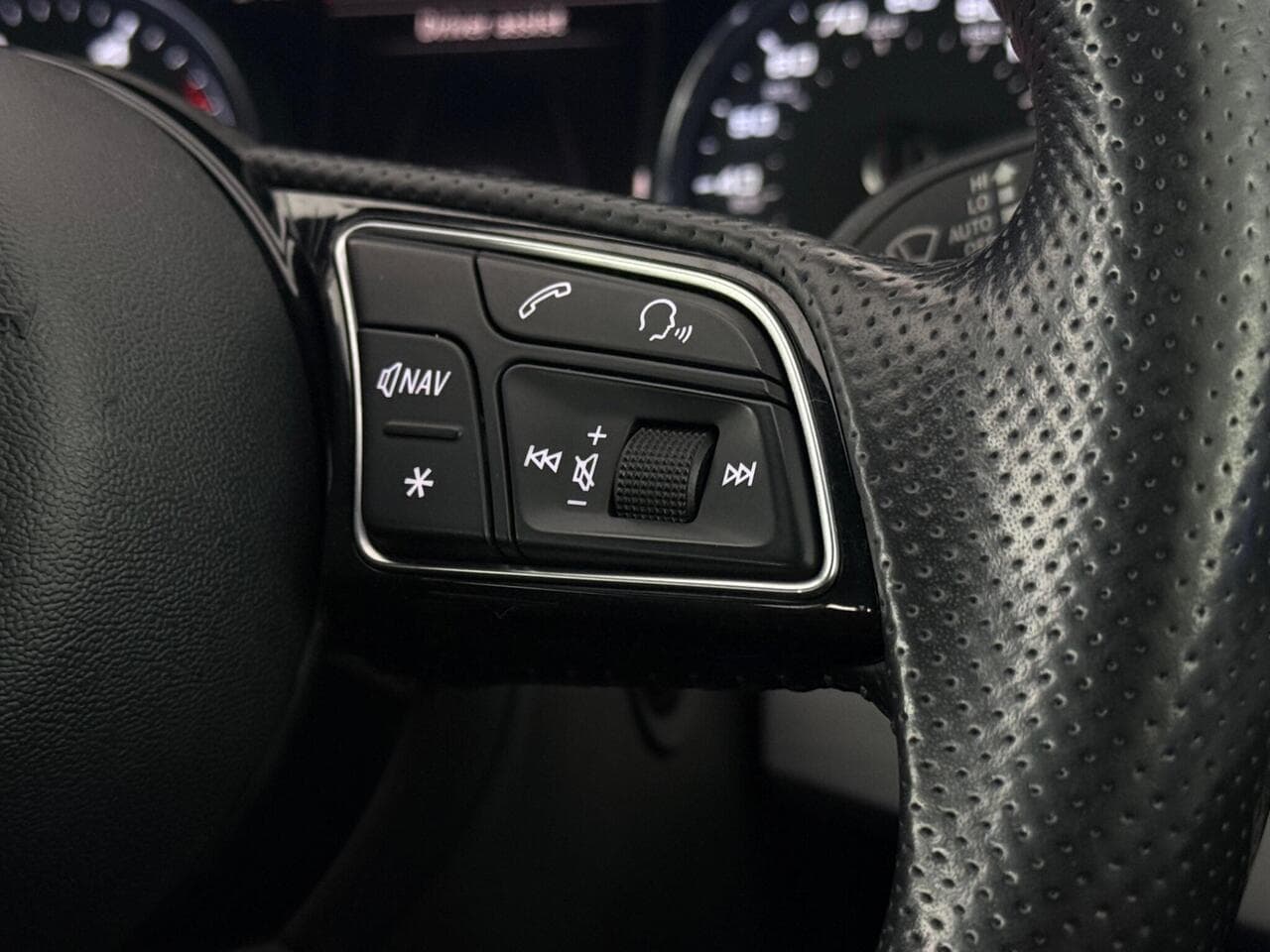 Audi A5 thumbnail Misc Controls