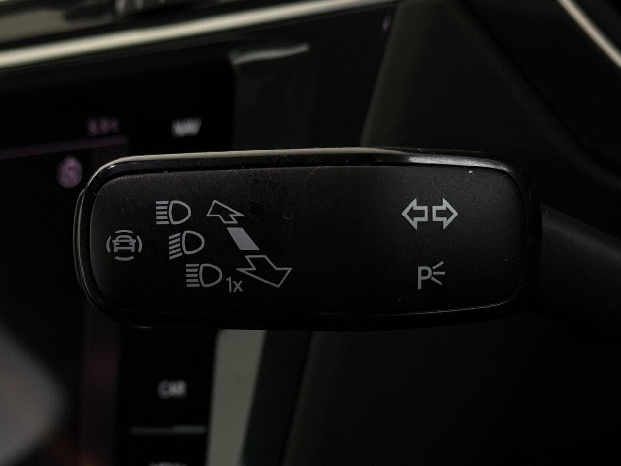 Volkswagen Tiguan thumbnail Misc Controls
