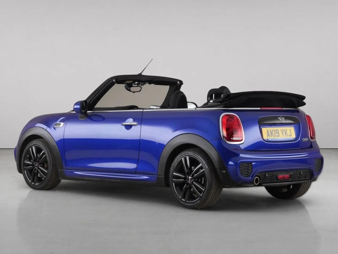 MINI Convertible thumbnail Rear Left