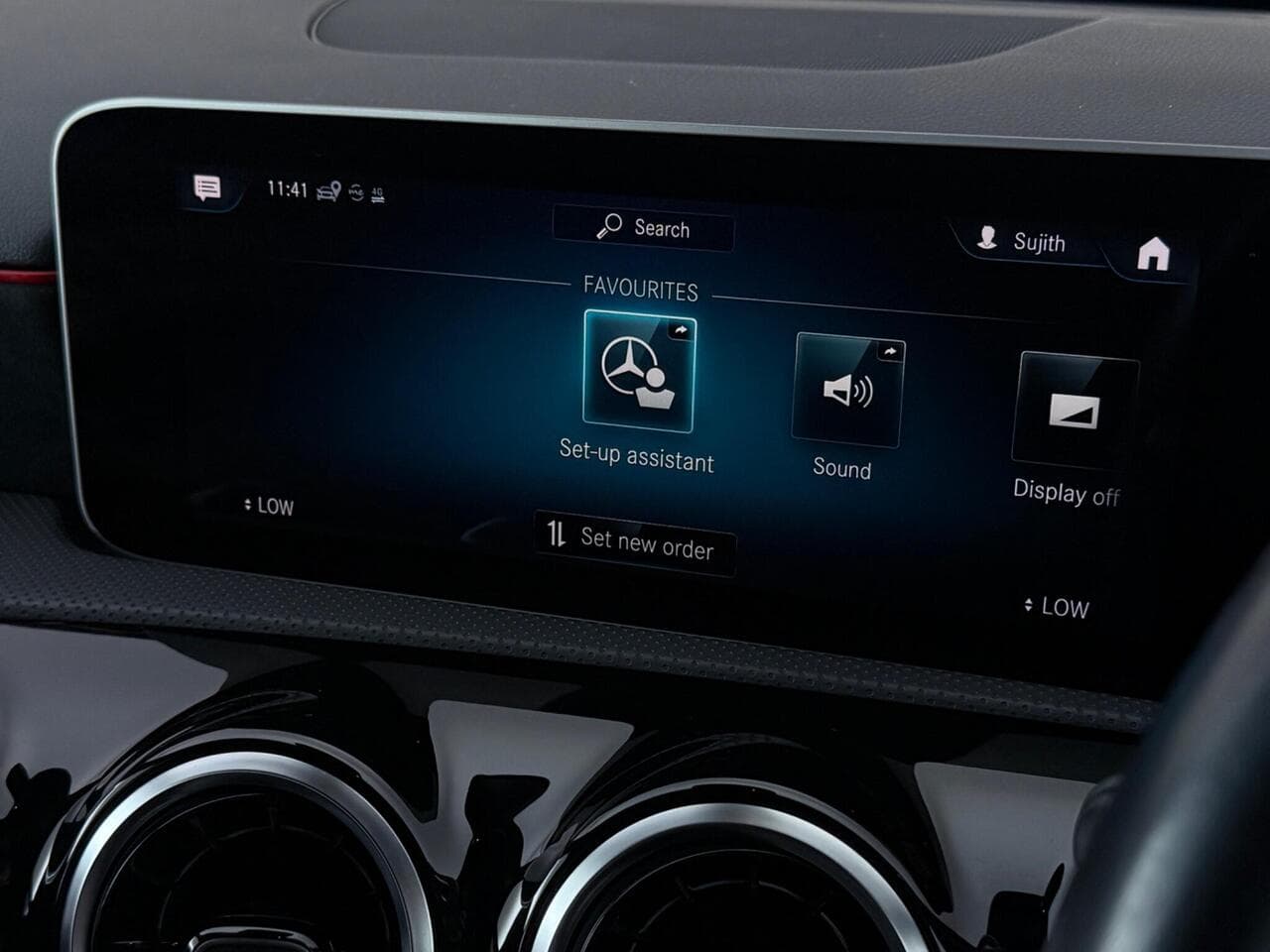 Mercedes-Benz A Class thumbnail Infotainment System