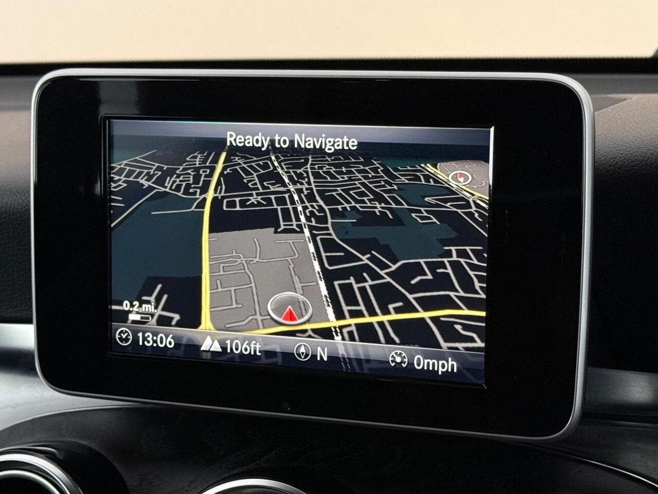 Mercedes-Benz GLC thumbnail Infotainment System