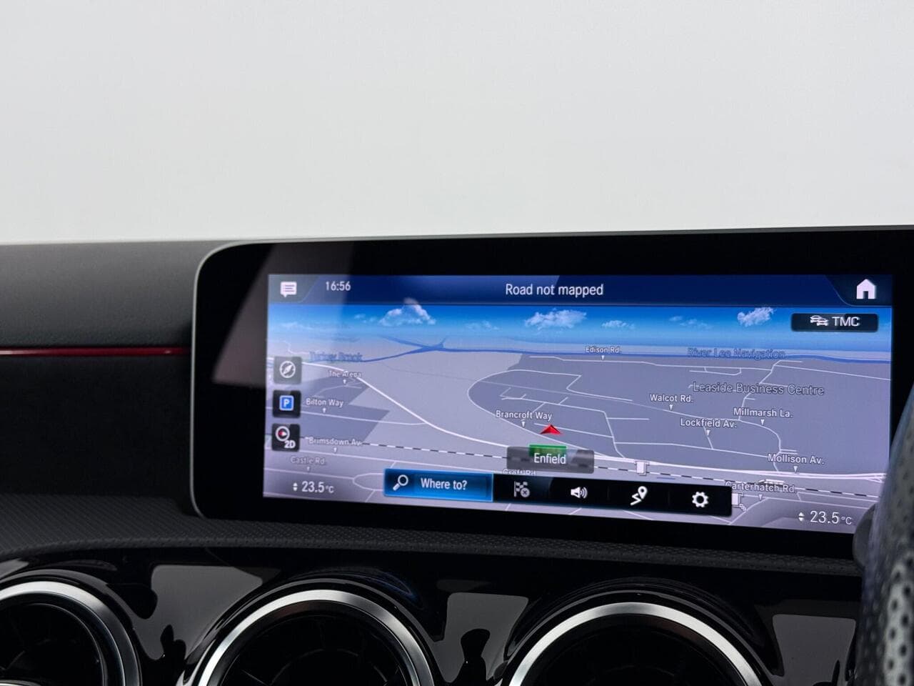 Mercedes-Benz A Class thumbnail Infotainment System