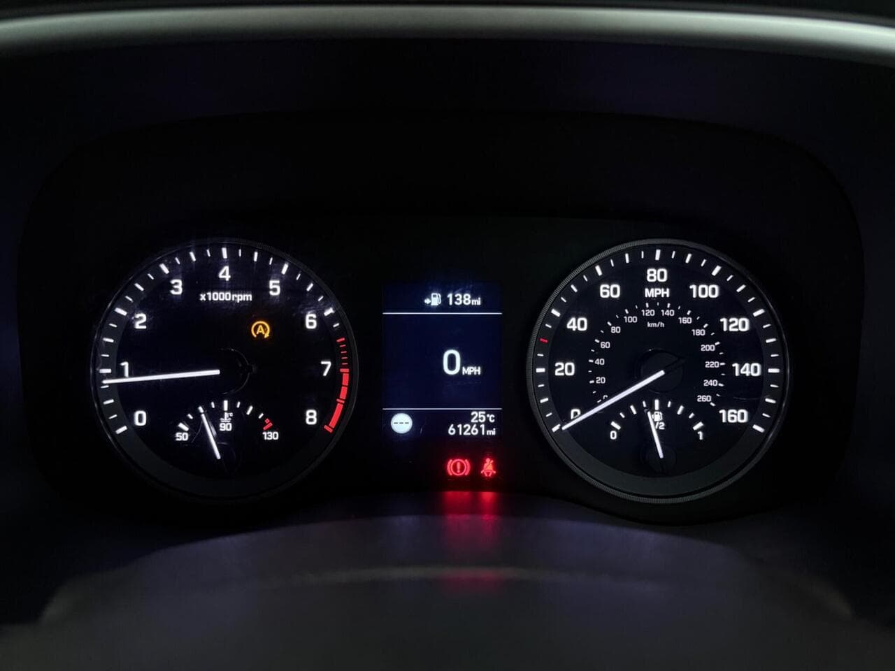 Hyundai TUCSON thumbnail Driver Instruments