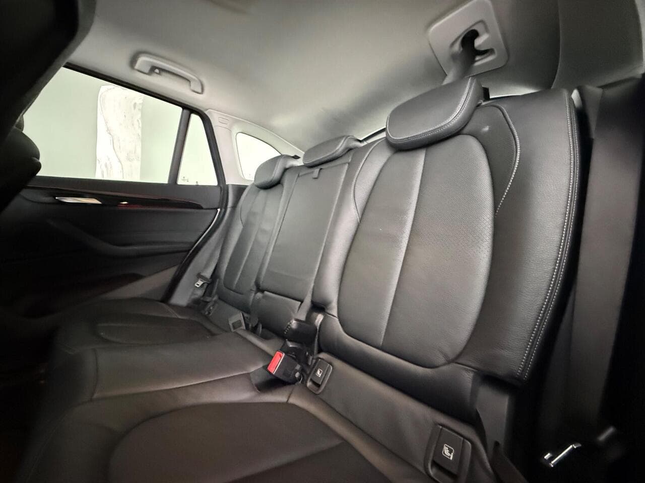 BMW X1 thumbnail Seat Front Passenger