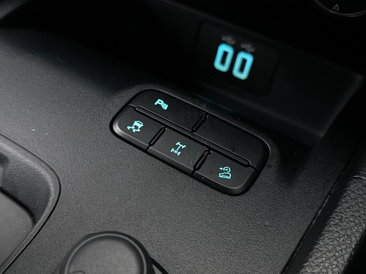 Ford Ranger thumbnail Misc Controls