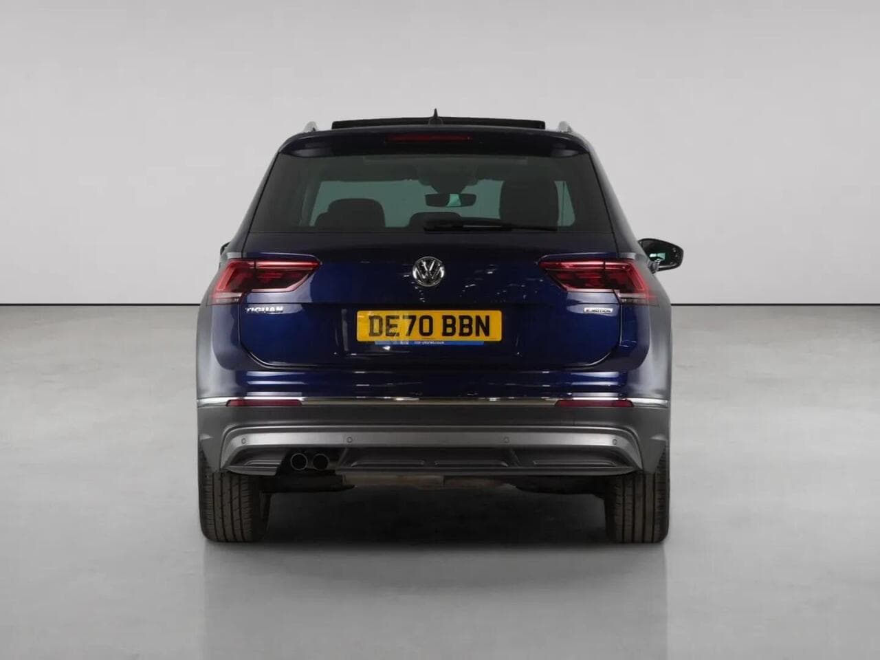 Volkswagen Tiguan thumbnail Rear