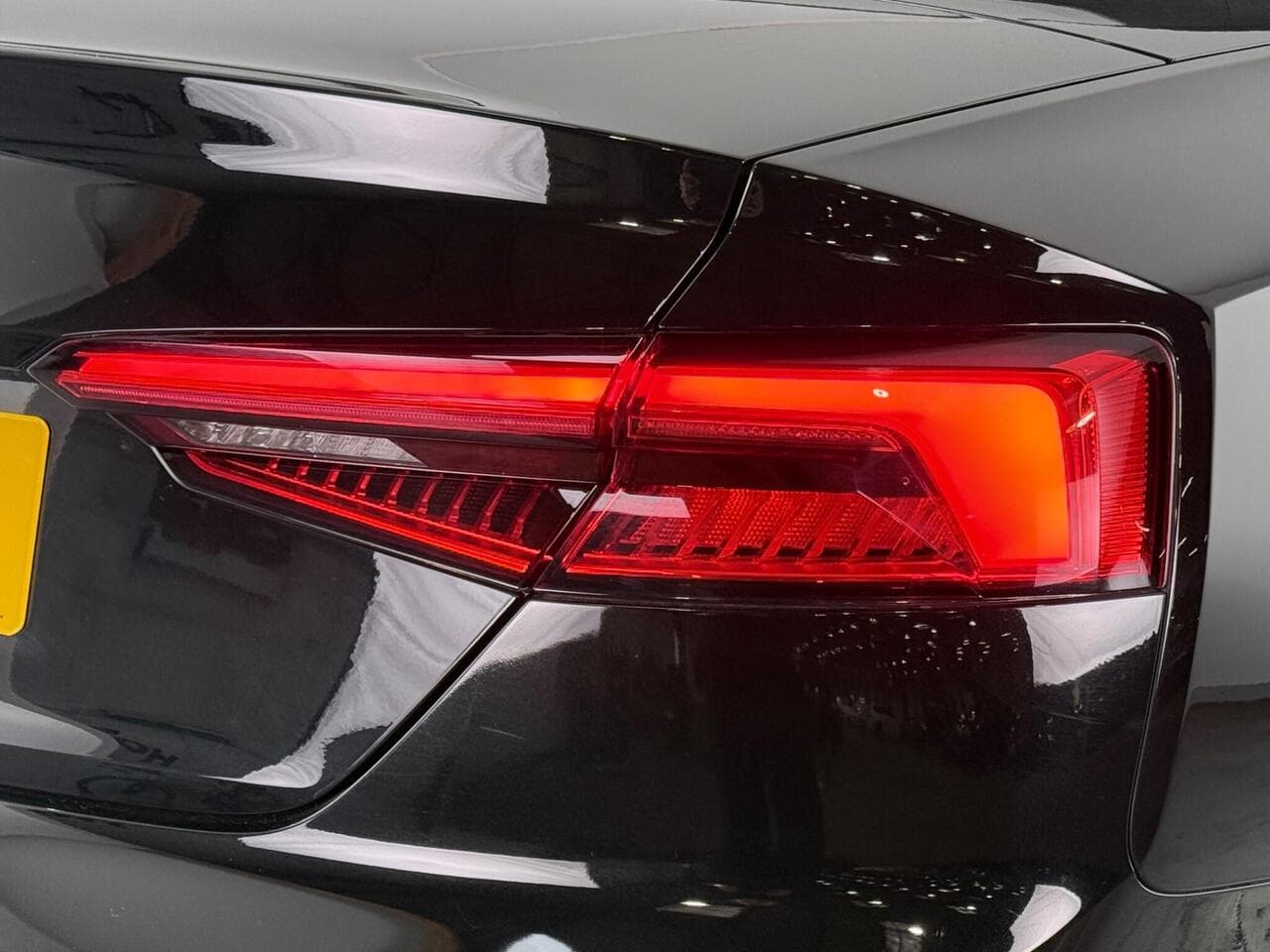Audi A5 Cabriolet thumbnail Lights Rear