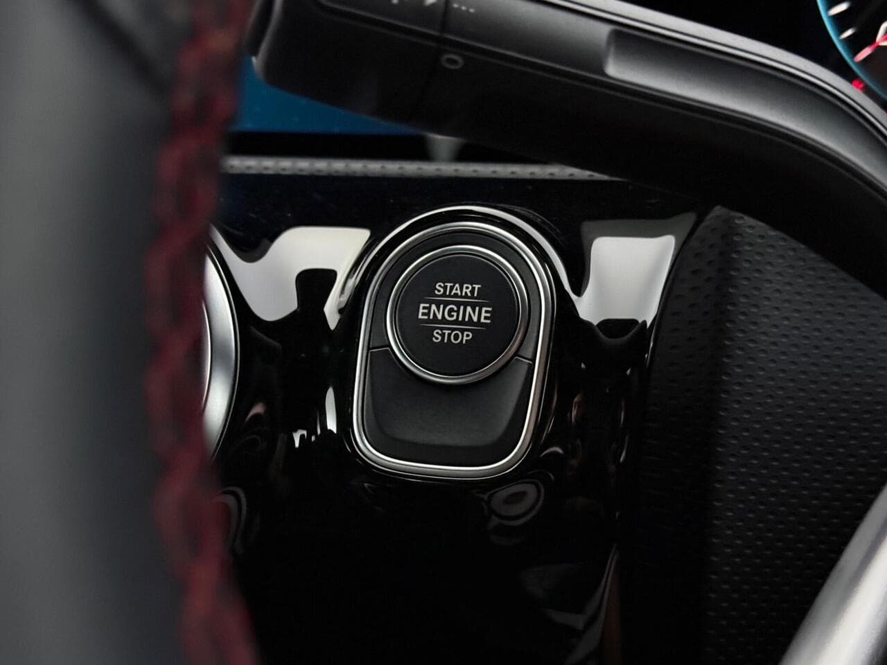 Mercedes-Benz CLA thumbnail Misc Controls